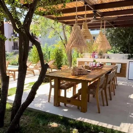 Maison - Elea Apartmán